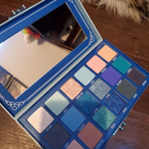 Jeffree Star Blue Blood